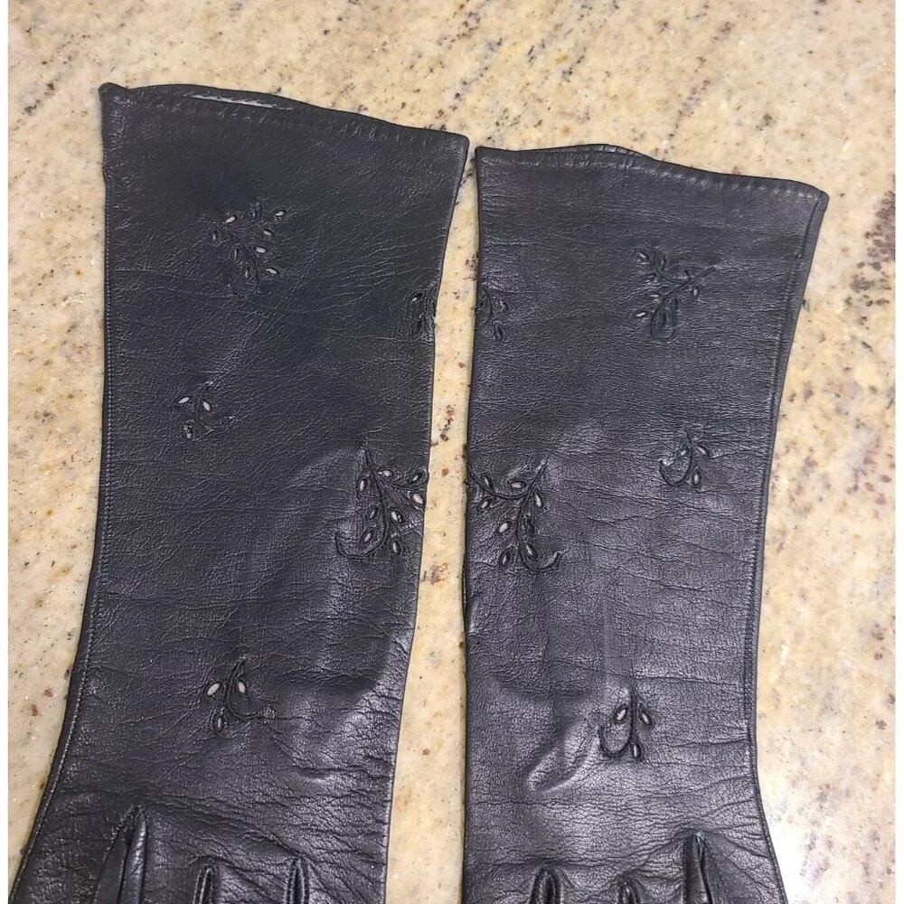 Vintage Womens Size S 6 Black Soft Leather 11